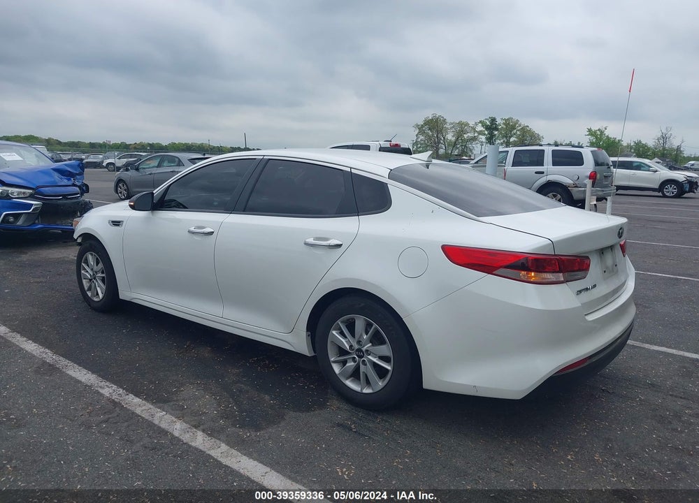 2016 KIA OPTIMA LX VIN: KNAGT4L39G5081660
