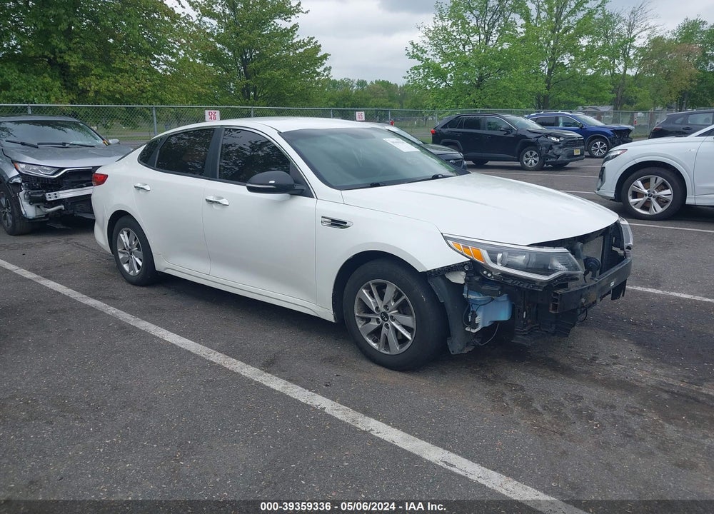 2016 KIA OPTIMA LX VIN: KNAGT4L39G5081660