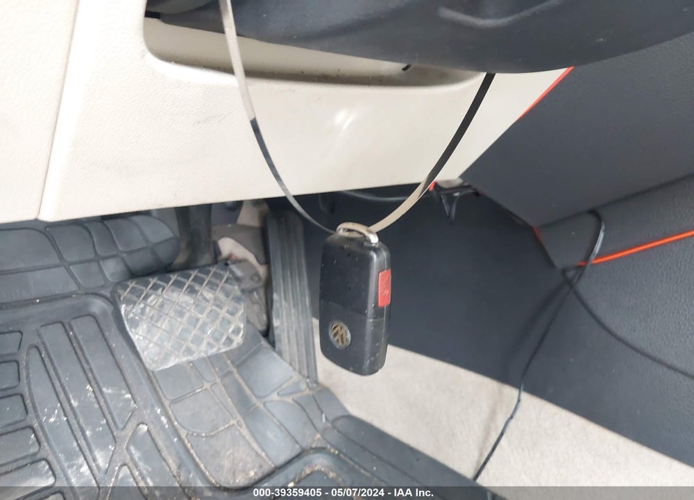2015 VOLKSWAGEN JETTA 1.8T SE VIN: 3VWD07AJ2FM316813