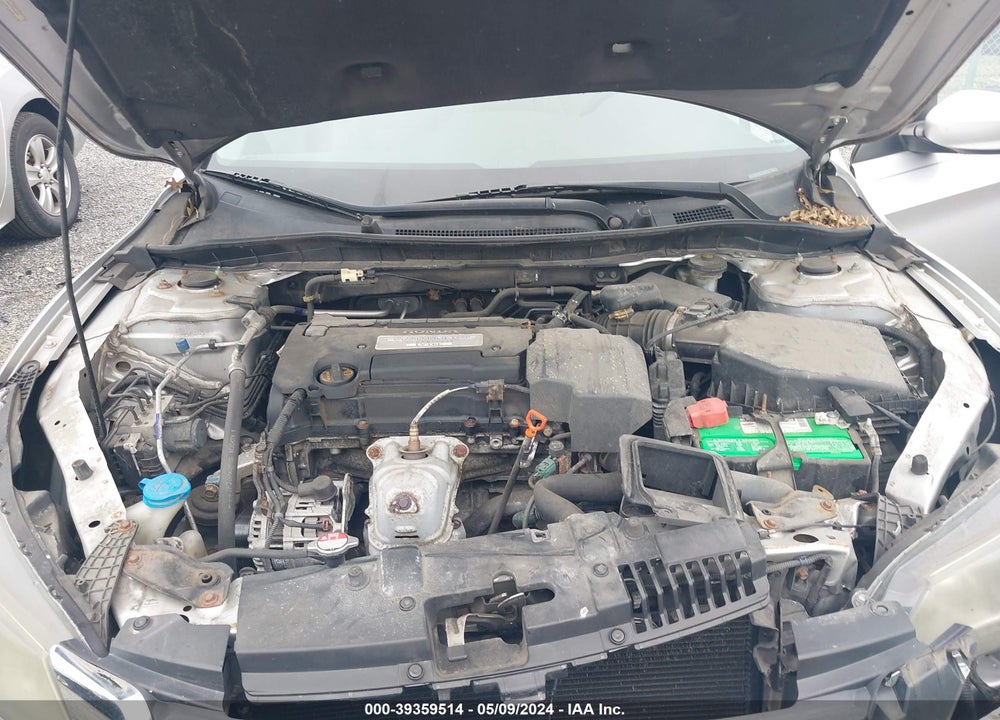 2013 HONDA ACCORD LX VIN: 1HGCR2F33DA145678