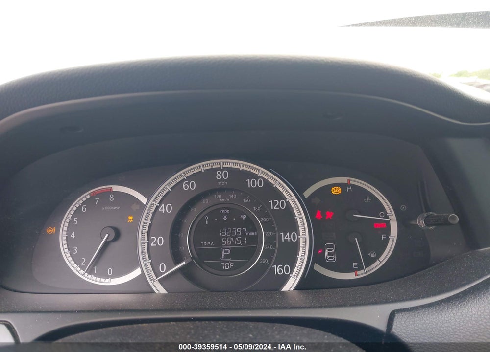 2013 HONDA ACCORD LX VIN: 1HGCR2F33DA145678