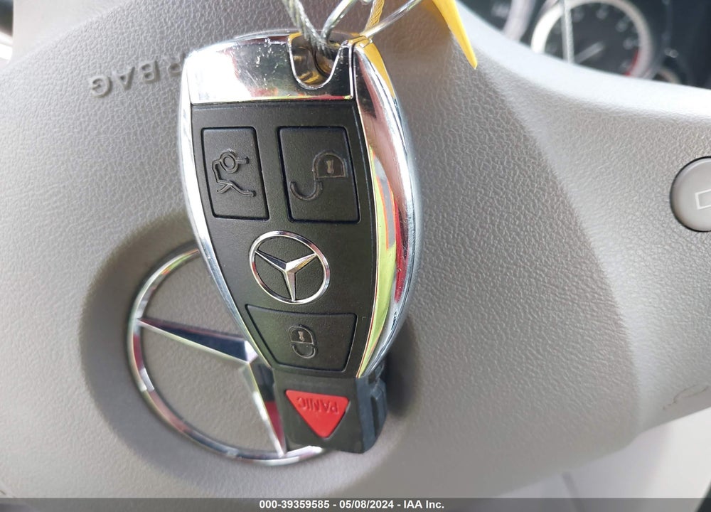 2011 MERCEDES-BENZ E 350 VIN: WDDKK5GF2BF082524