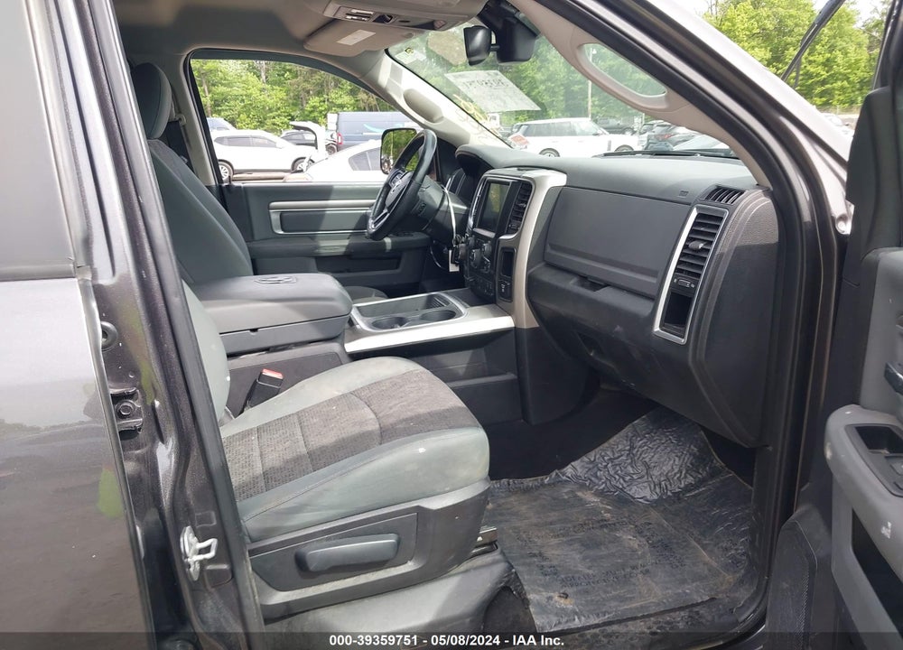 2016 RAM 1500 SLT VIN: 1C6RR7GT4GS206661
