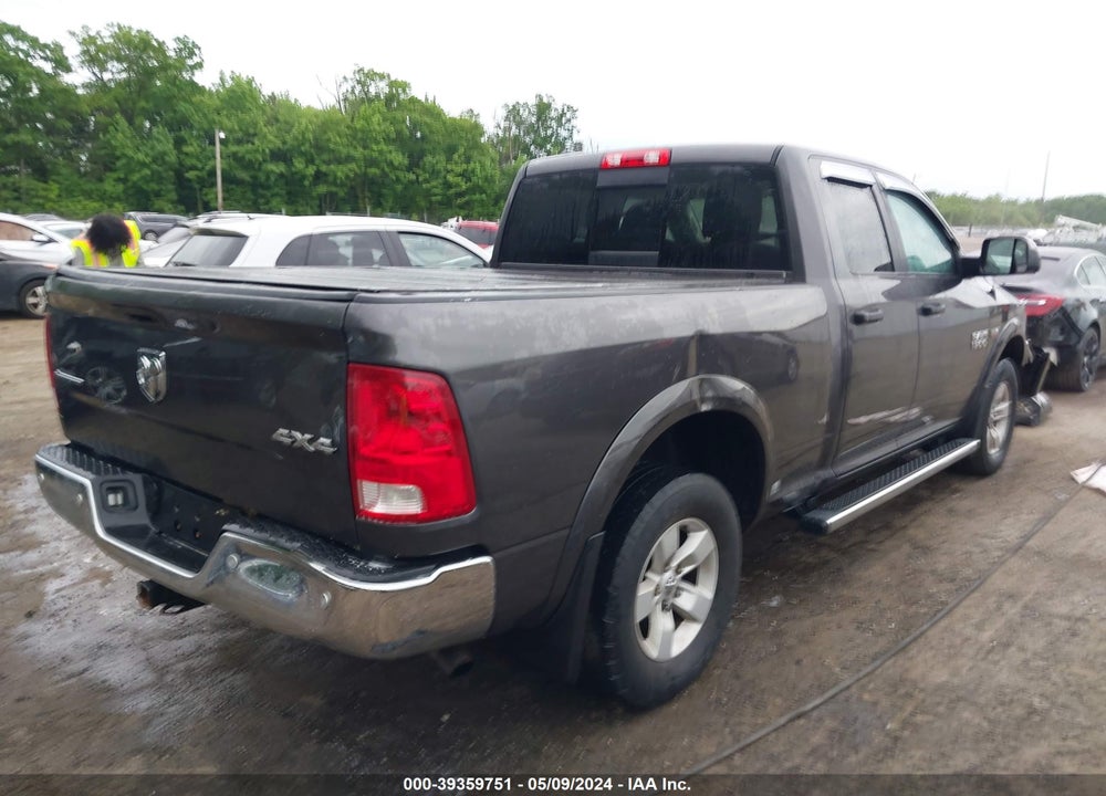 2016 RAM 1500 SLT VIN: 1C6RR7GT4GS206661