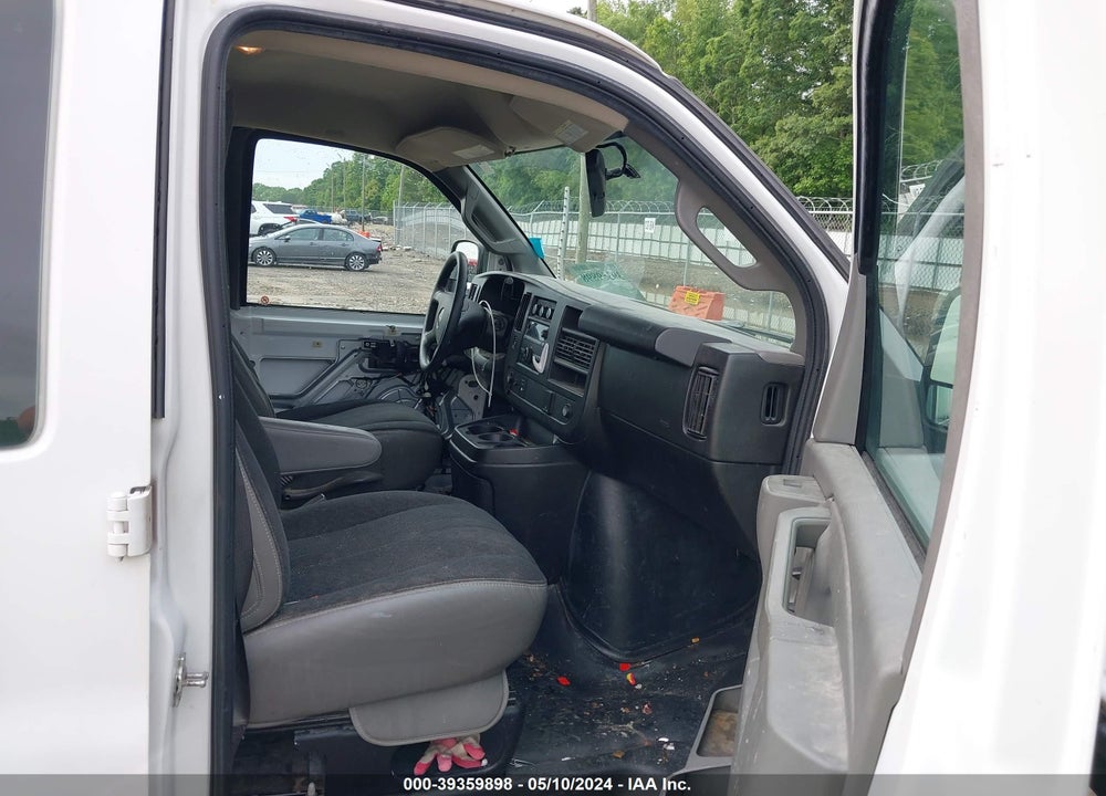 2019 GMC SAVANA 2500 WORK VAN VIN: 1GTW7AFG9K1256442