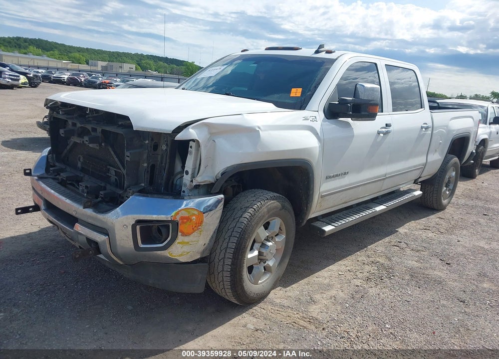 2018 GMC SIERRA 2500HD SLT VIN: 1GT12TEG8JF223696