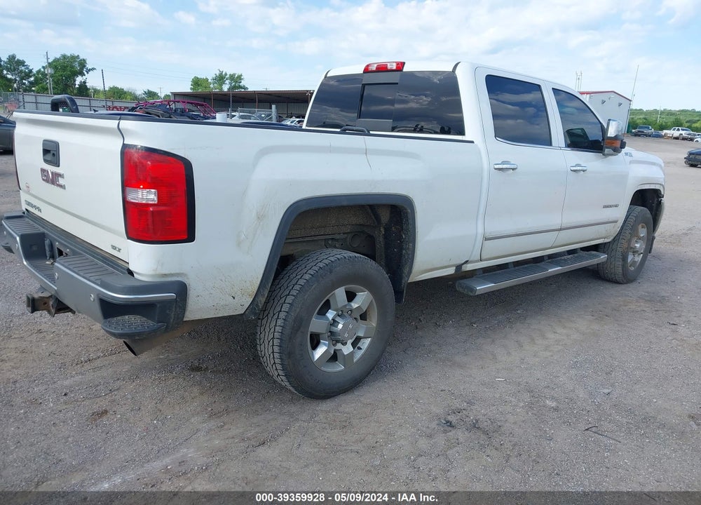 2018 GMC SIERRA 2500HD SLT VIN: 1GT12TEG8JF223696