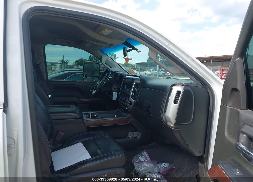 2018 GMC SIERRA 2500HD SLT VIN: 1GT12TEG8JF223696