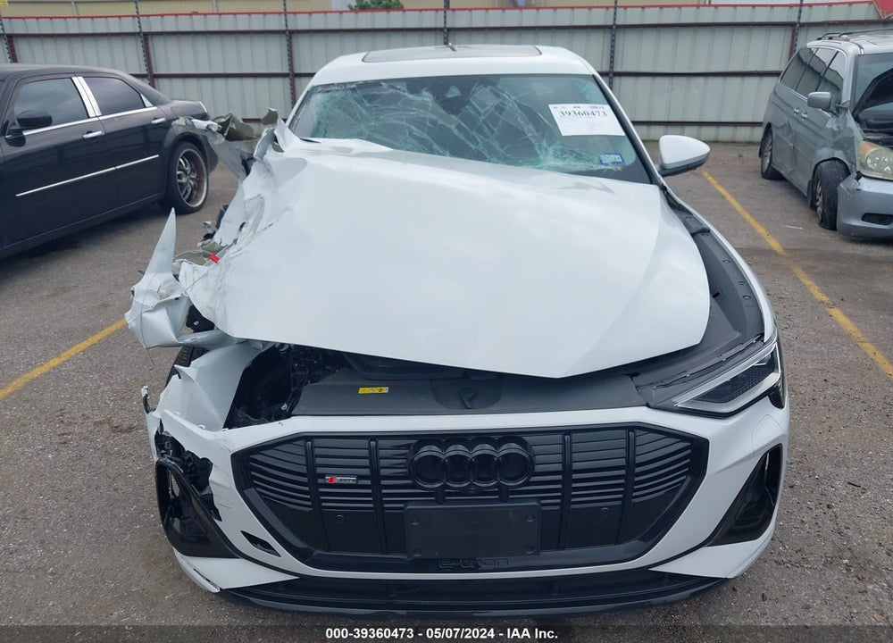 2022 AUDI E-TRON SPORTBACK PREMIUM S LINE QUATTRO VIN: WA11AAGE2NB041440