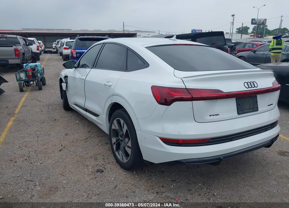 2022 AUDI E-TRON SPORTBACK PREMIUM S LINE QUATTRO VIN: WA11AAGE2NB041440