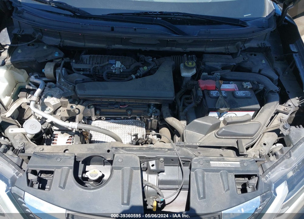 2018 NISSAN ROGUE VIN: KNMAT2MT6JP539260