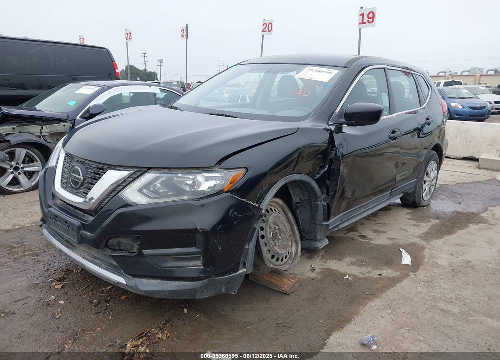 2018 NISSAN ROGUE VIN: KNMAT2MT6JP539260