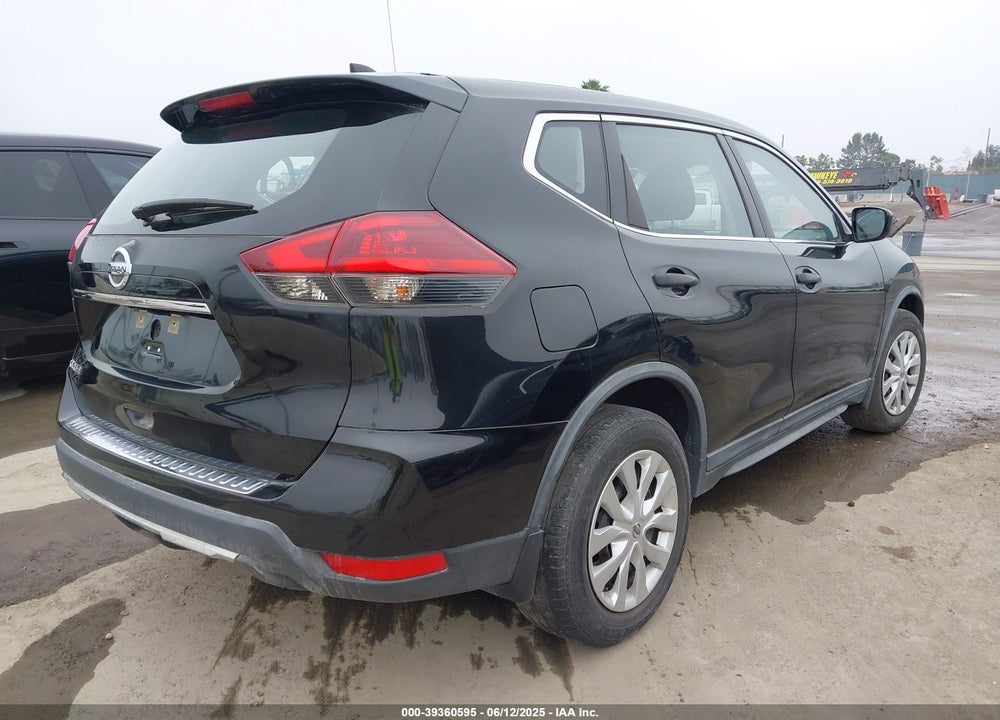 2018 NISSAN ROGUE VIN: KNMAT2MT6JP539260