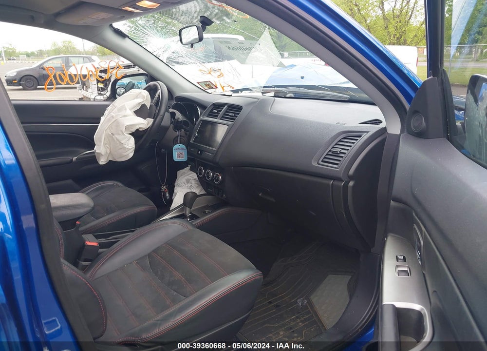 2018 MITSUBISHI OUTLANDER SPORT 2.4 SE VIN: JA4AR3AW8JZ029431