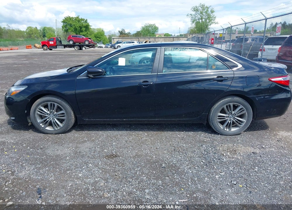 2015 TOYOTA CAMRY SE VIN: 4T1BF1FKXFU483970
