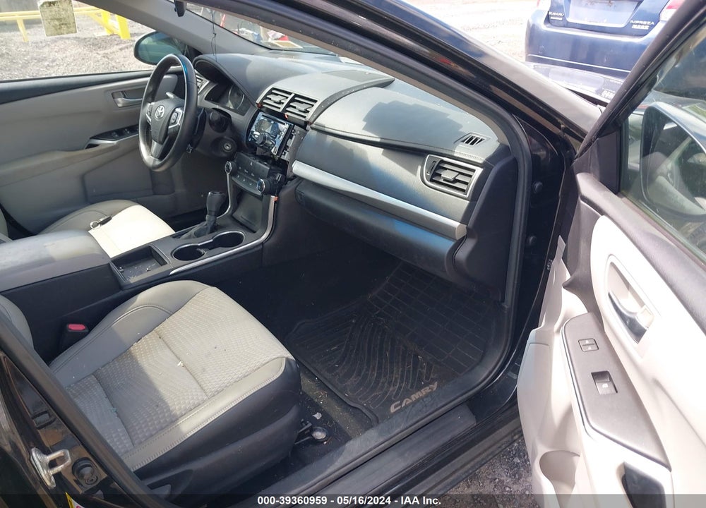 2015 TOYOTA CAMRY SE VIN: 4T1BF1FKXFU483970