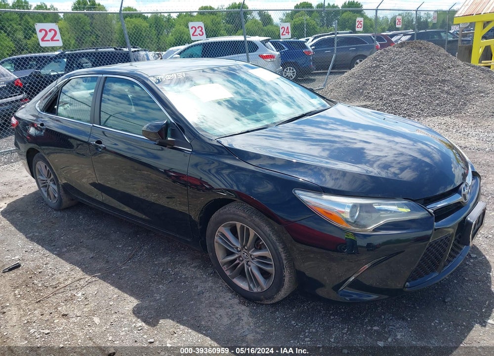 2015 TOYOTA CAMRY SE VIN: 4T1BF1FKXFU483970