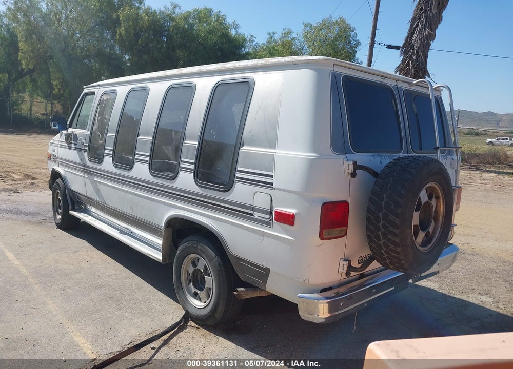 1991 CHEVROLET G20 VIN: 1GBEG25KXM7109283