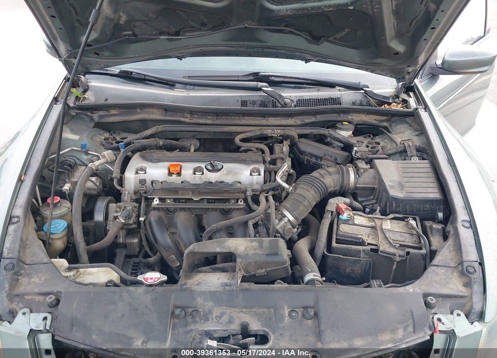 2010 HONDA ACCORD 2.4 EX-L VIN: 1HGCP2F8XAA132231