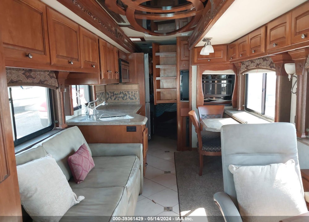 2009 ROADMASTER MONOCOQUE VIN: 1RF17561791048835