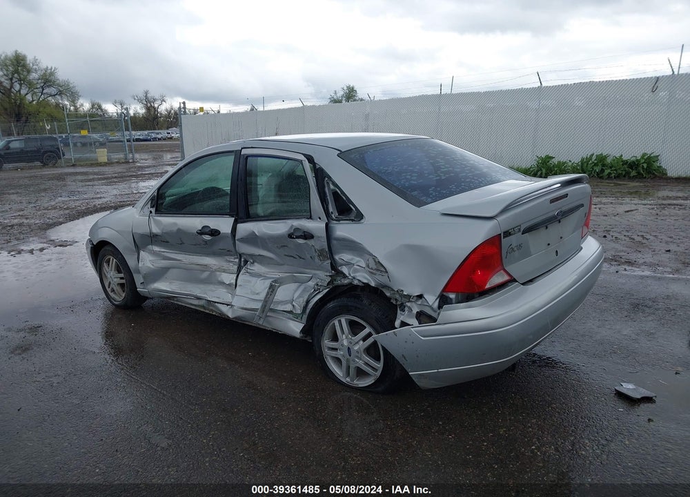 2000 FORD FOCUS SE VIN: 1FAHP343XYW358287