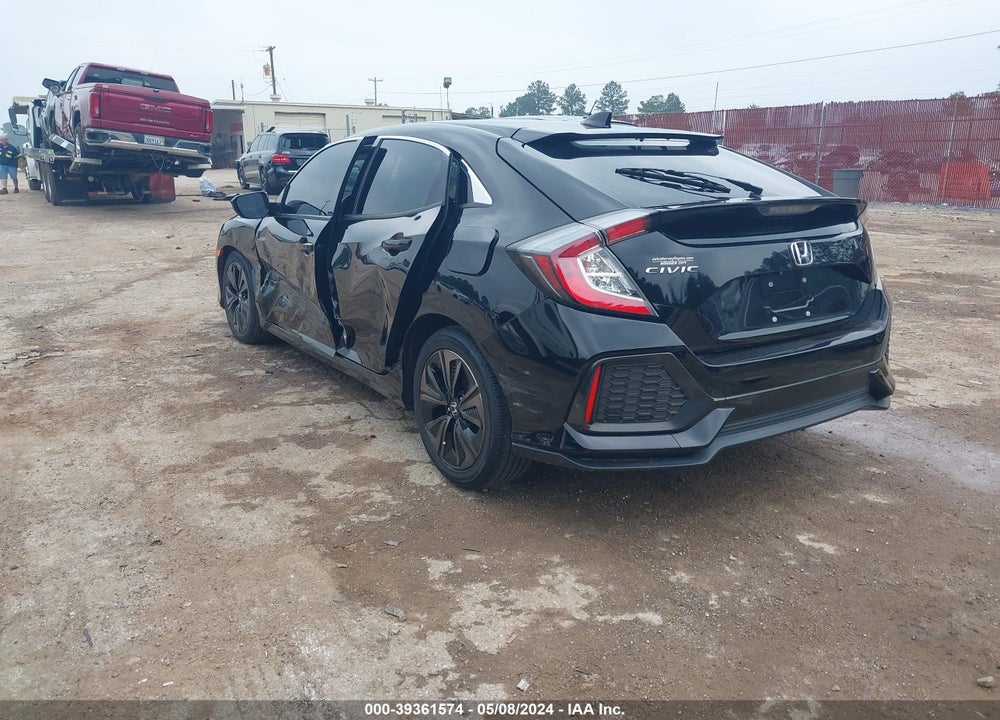 2018 HONDA CIVIC EX VIN: SHHFK7H68JU206836