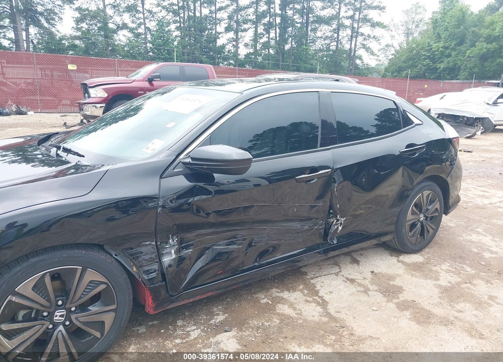 2018 HONDA CIVIC EX VIN: SHHFK7H68JU206836