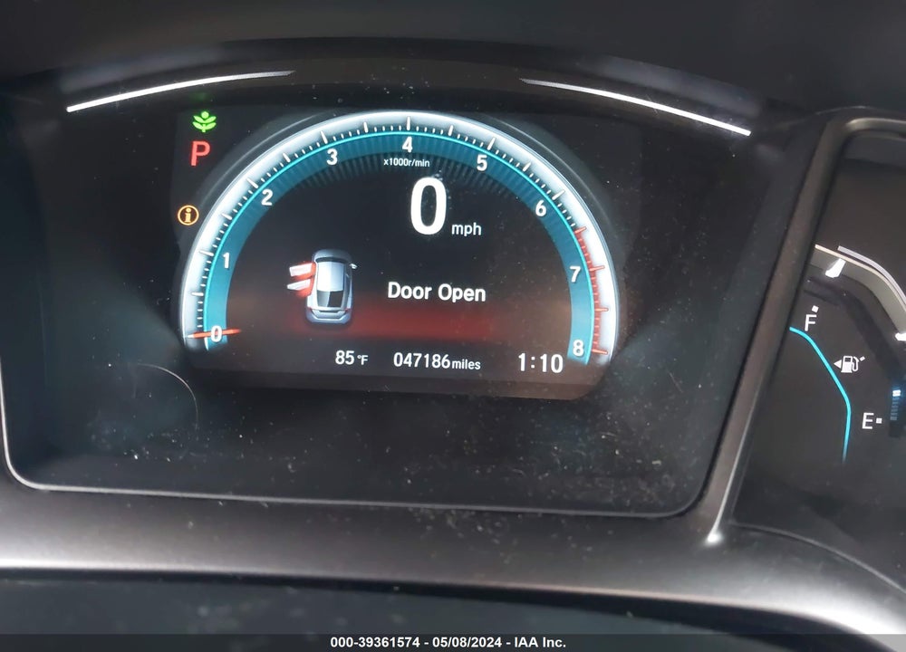 2018 HONDA CIVIC EX VIN: SHHFK7H68JU206836