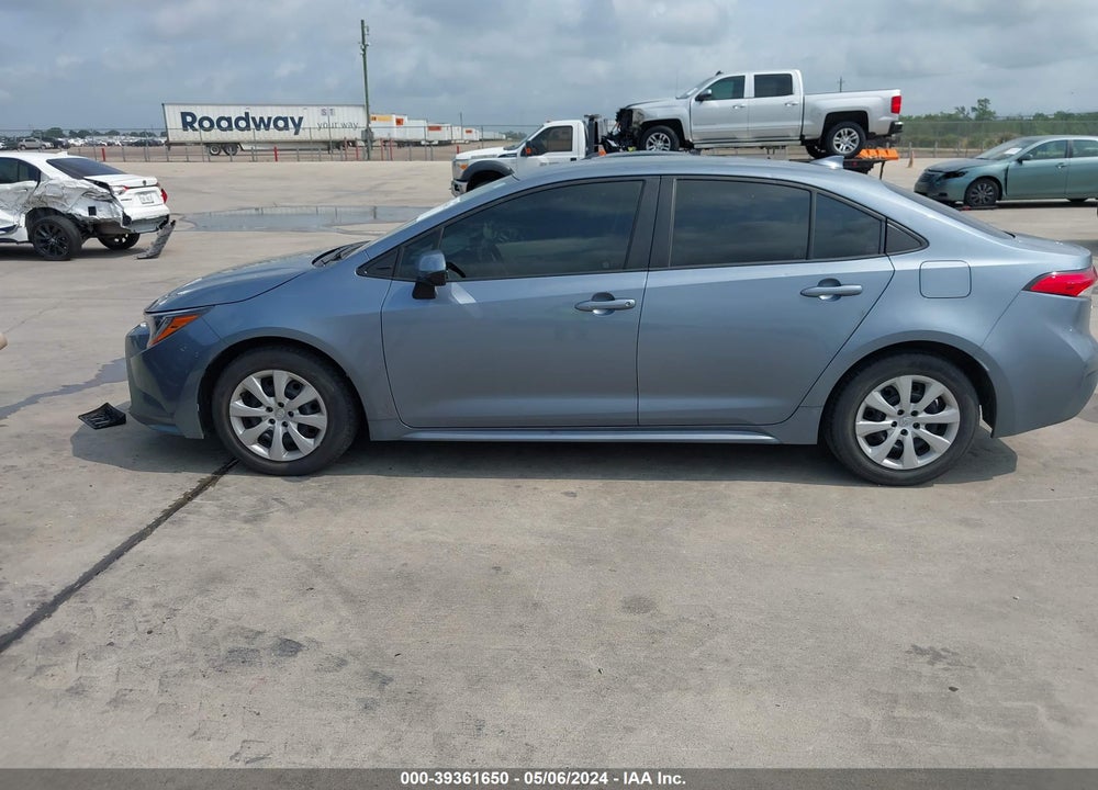 2022 TOYOTA COROLLA LE VIN: JTDEPMAE9NJ192426