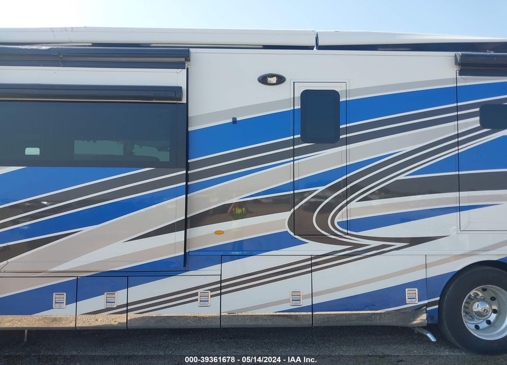 2022 NEWMAR NEW AIRE VIN: 4VZAT1D99NC091624