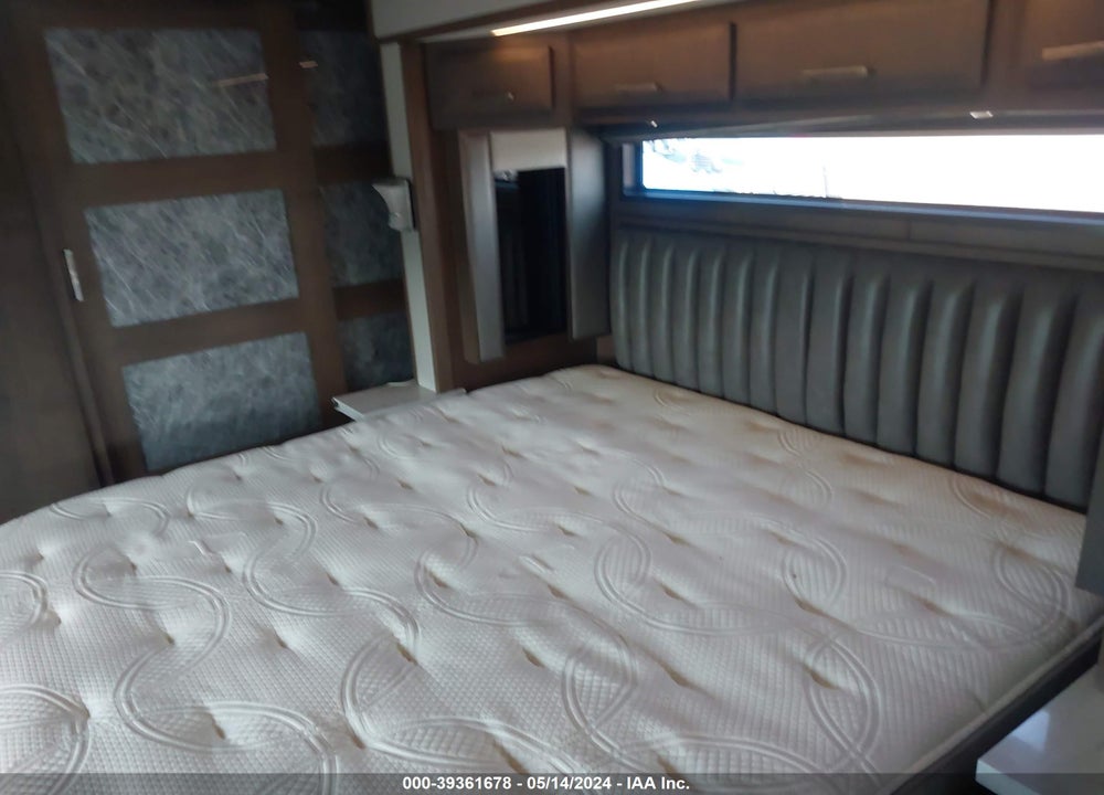 2022 NEWMAR NEW AIRE VIN: 4VZAT1D99NC091624