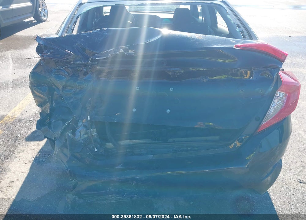 2020 HONDA CIVIC LX VIN: 2HGFC2F61LH514921