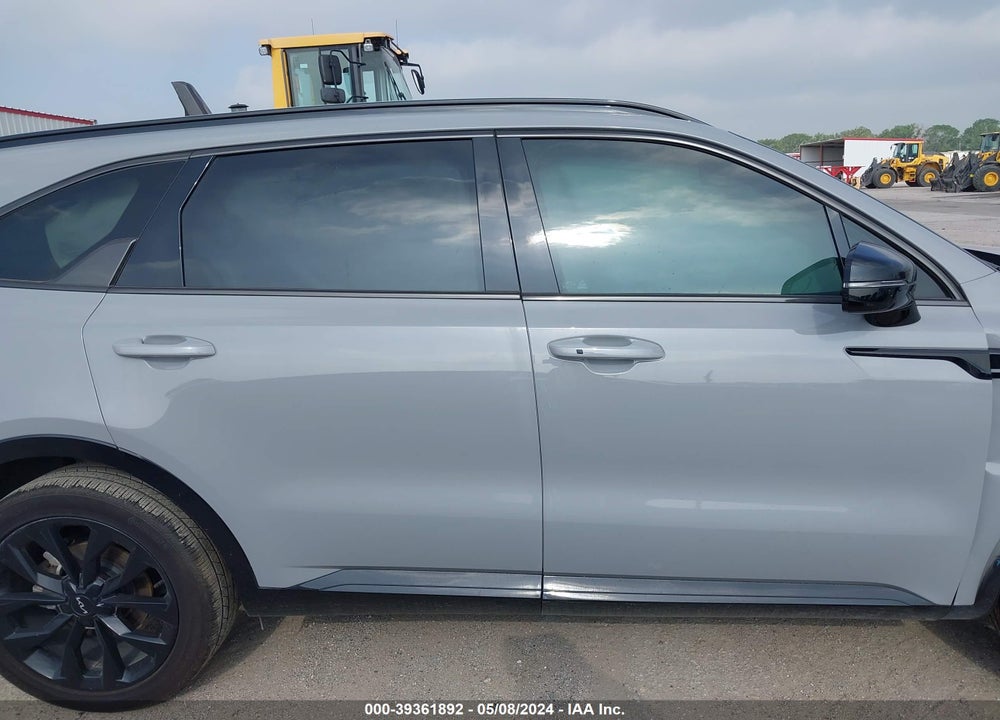 2023 KIA SORENTO SX VIN: 5XYRK4LF7PG177786