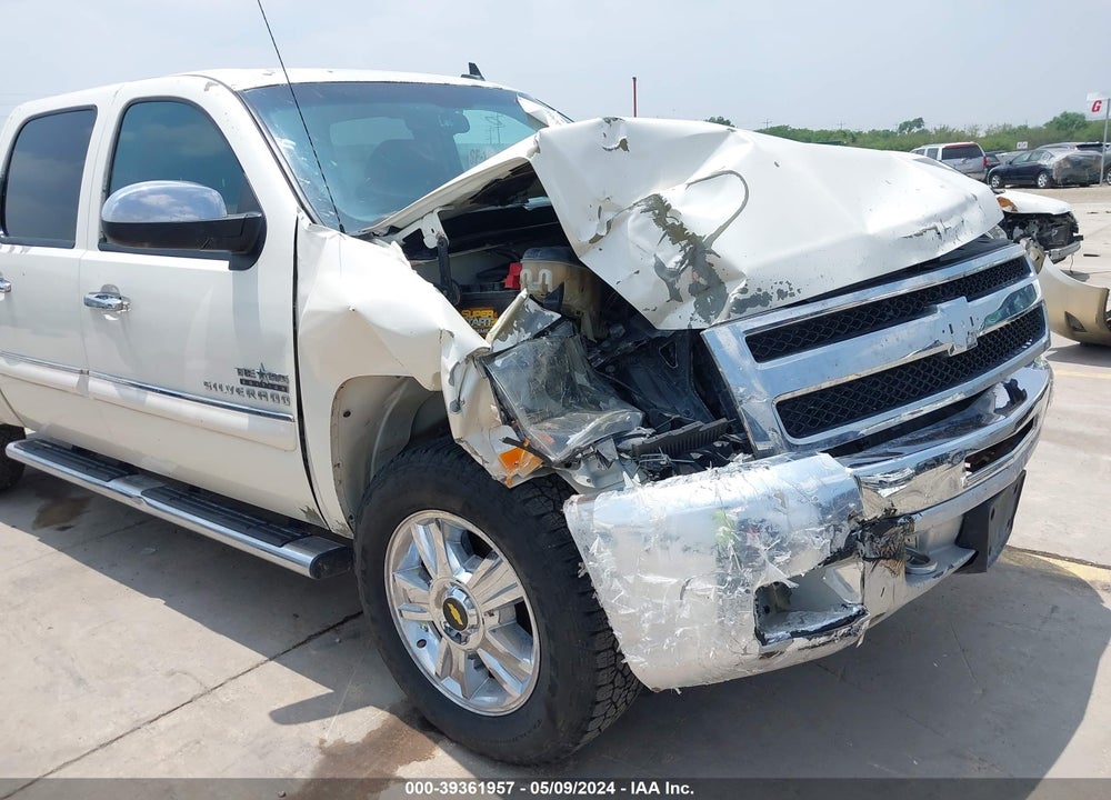 2013 CHEVROLET SILVERADO 1500 LT VIN: 3GCPKSE76DG265677