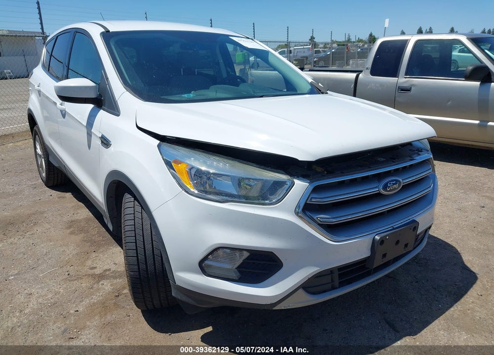 2017 FORD ESCAPE SE VIN: 1FMCU0GD5HUA82589