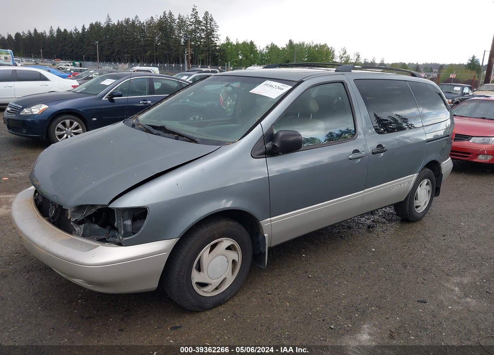 2000 TOYOTA SIENNA XLE VIN: 4T3ZF13C6YU229565
