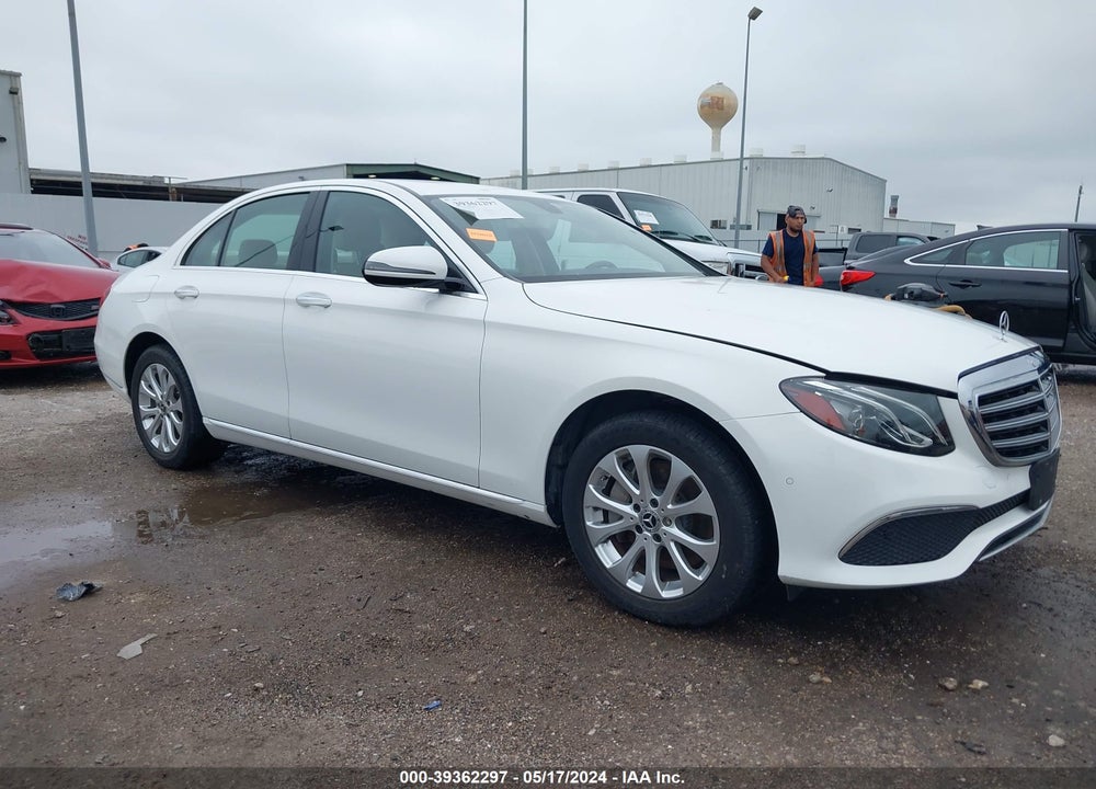 2017 MERCEDES-BENZ E 300 VIN: WDDZF4JB5HA276411