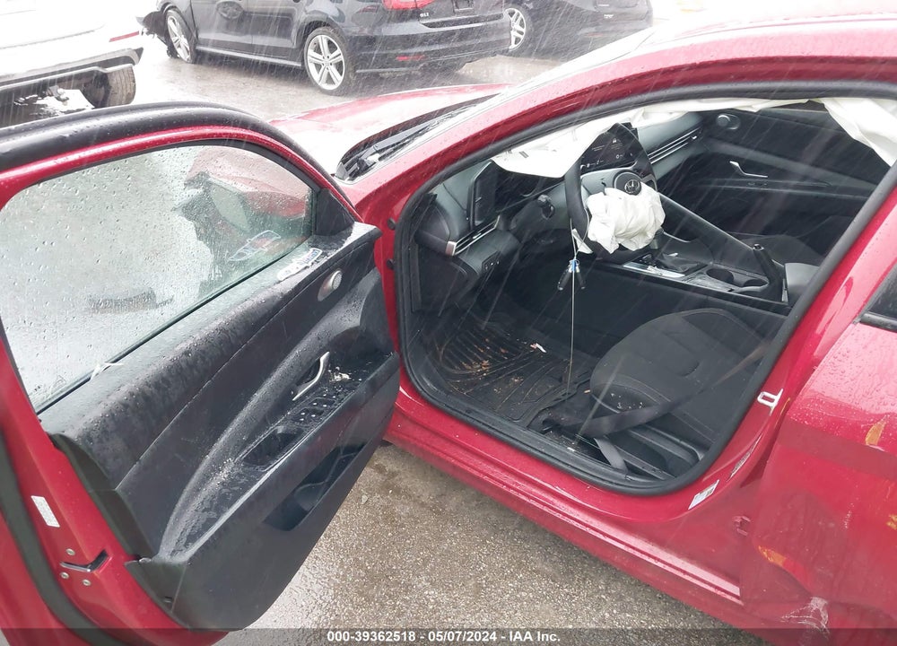 2023 HYUNDAI ELANTRA SEL VIN: KMHLM4AG6PU371926