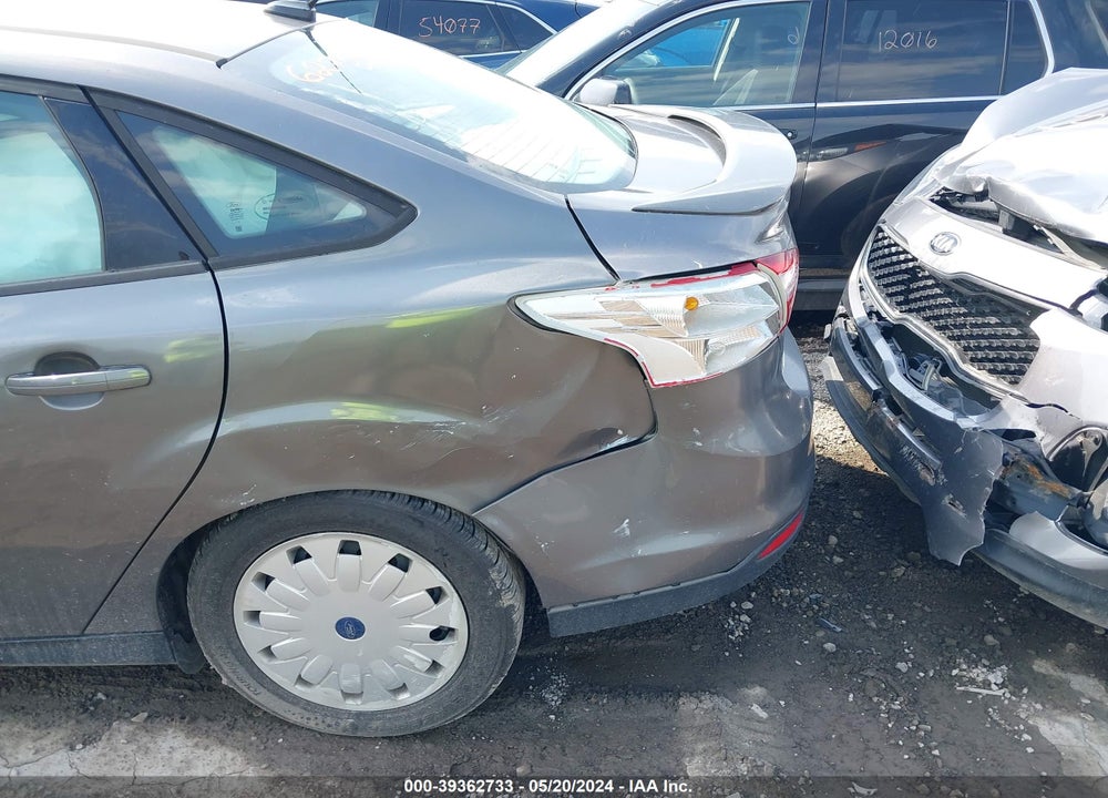 2014 FORD FOCUS SE VIN: 1FADP3F27EL351622