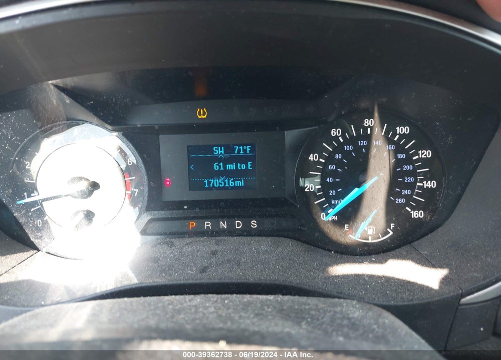 2016 FORD FUSION VIN: 3FA6P0G75GR256921