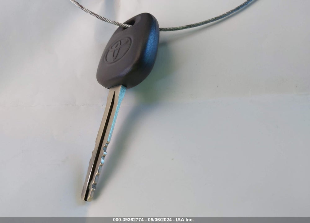 2011 TOYOTA CAMRY VIN: 4T4BF3EK5BR111482
