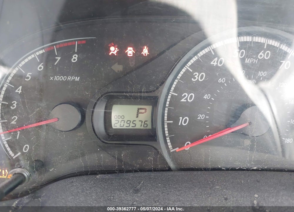 2014 TOYOTA SIENNA LE V6 8 PASSENGER VIN: 5TDKK3DC6ES443685