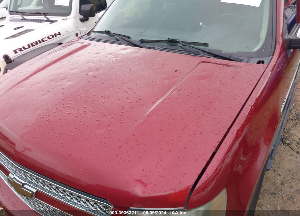 2010 CHEVROLET TAHOE LTZ VIN: 1GNUKCE0XAR102321