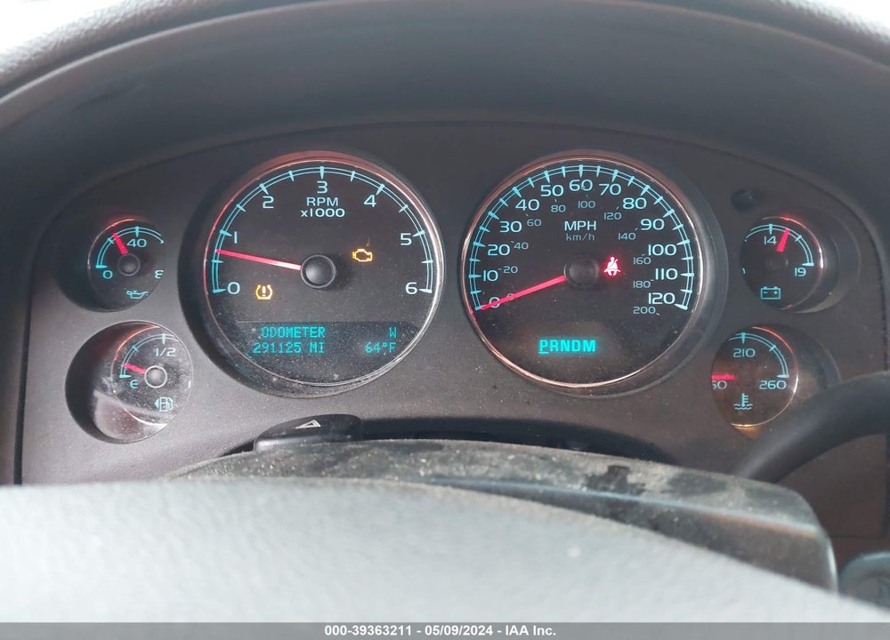 2010 CHEVROLET TAHOE LTZ VIN: 1GNUKCE0XAR102321