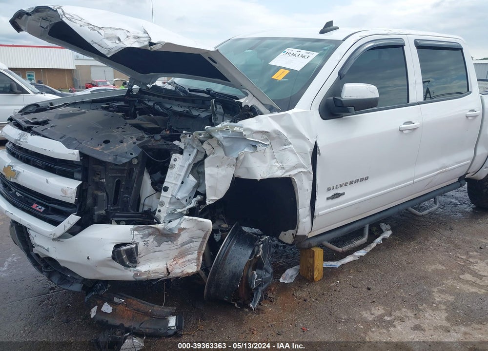 2017 CHEVROLET SILVERADO 1500 2LT VIN: 3GCUKREC7HG230161