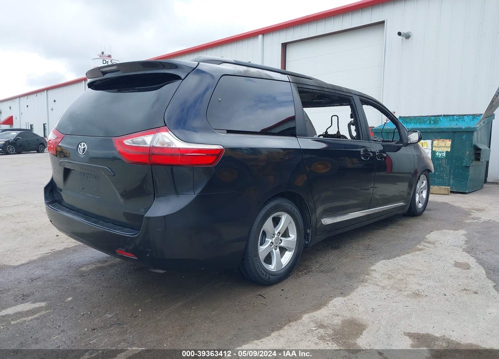 2017 TOYOTA SIENNA LE 8 PASSENGER VIN: 5TDKZ3DC8HS838077