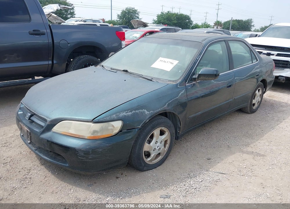 2000 HONDA ACCORD 2.3 EX VIN: 1HGCG5667YA037135