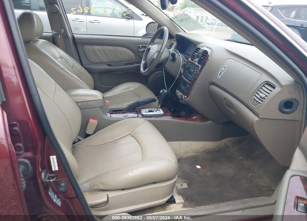 2004 HYUNDAI SONATA GLS/LX VIN: KMHWF35H74A084600
