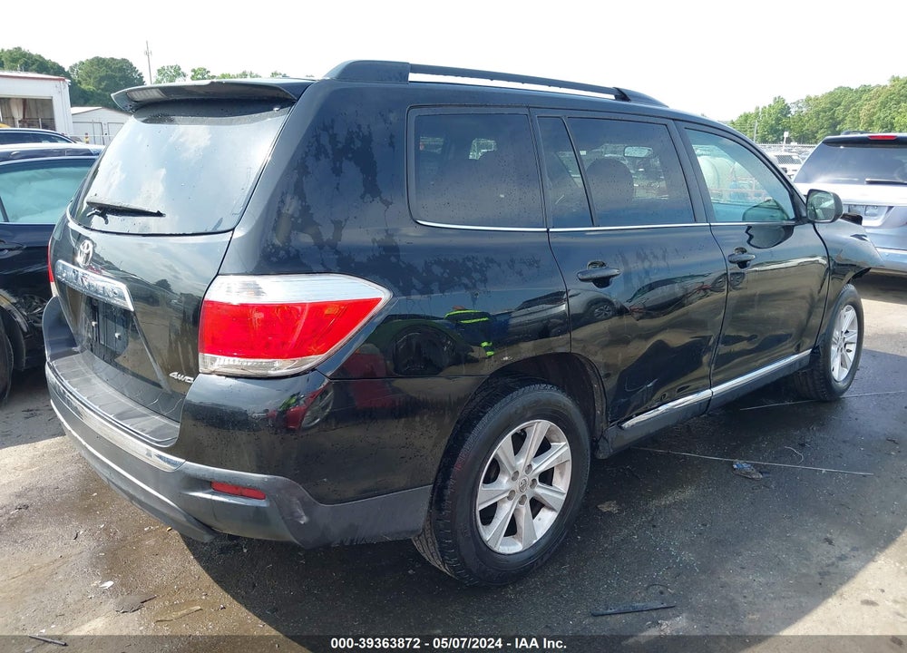 2011 TOYOTA HIGHLANDER SE V6 VIN: 5TDBK3EH0BS067362