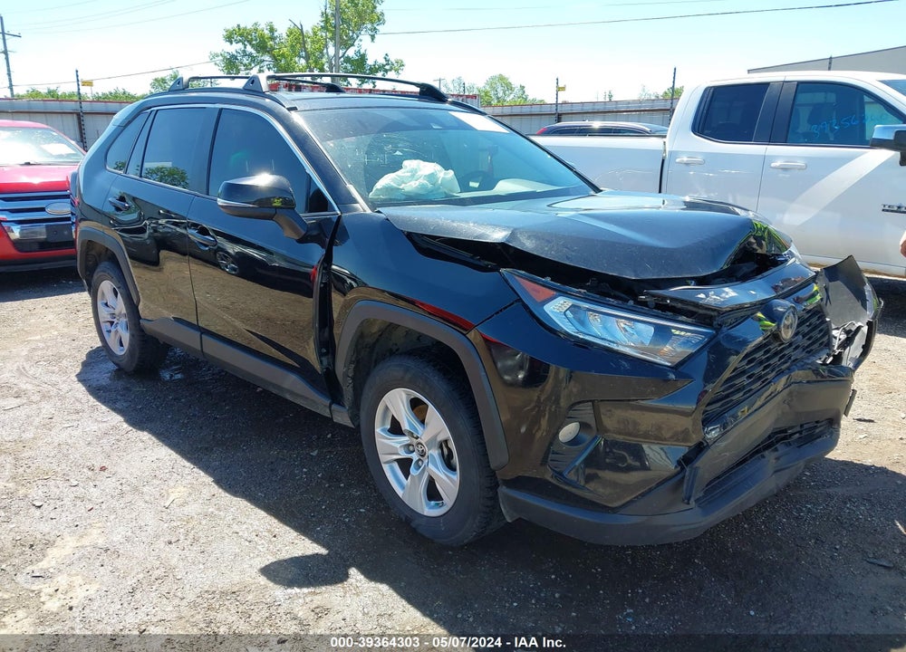 2019 TOYOTA RAV4 XLE VIN: JTMW1RFV1KD016265